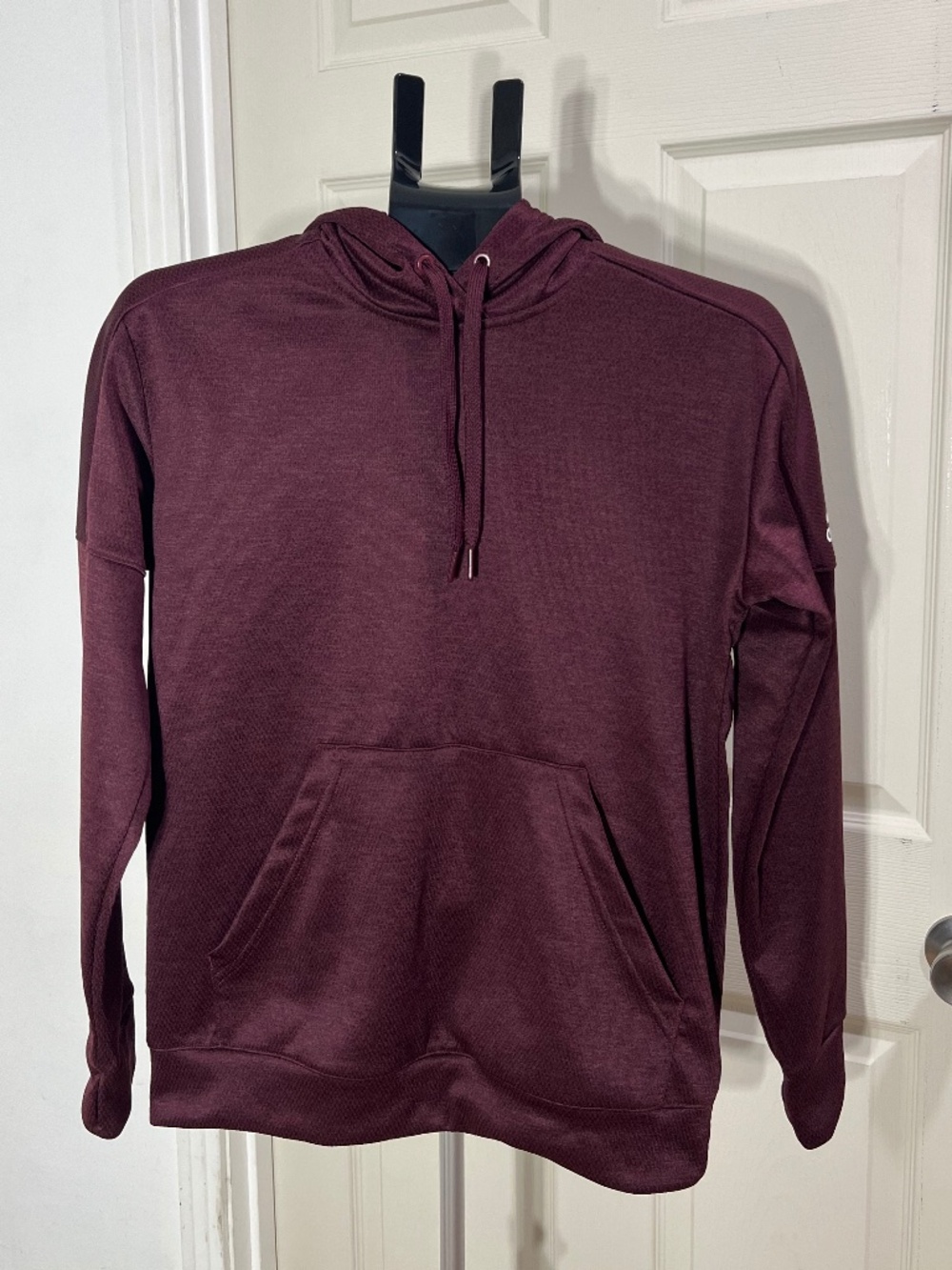 Adidas Pullover Hoodie – Medium
